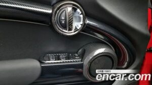 Mini Cooper Convertible JCW 2022 года из Южной Кореи