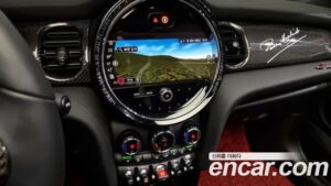 Mini Cooper Convertible JCW 2022 года из Южной Кореи