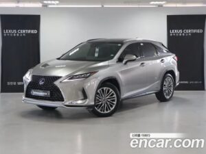 Lexus RX Executive 2021 года из Южной Кореи