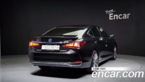 Lexus ES Luxury 2021 года из Южной Кореи