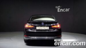 Lexus ES Luxury 2021 года из Южной Кореи
