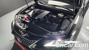 Lexus ES Luxury 2021 года из Южной Кореи