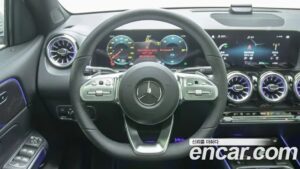 Mercedes-Benz EQB EQB300 4MATIC AMG LINE 2022 года из Южной Кореи