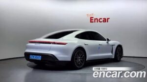 Porsche Taycan 4S 2021 года из Южной Кореи