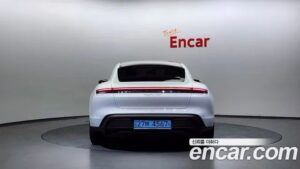 Porsche Taycan 4S 2021 года из Южной Кореи