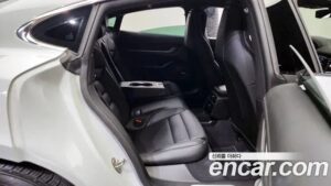 Porsche Taycan 4S 2021 года из Южной Кореи