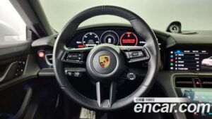 Porsche Taycan 4S 2021 года из Южной Кореи