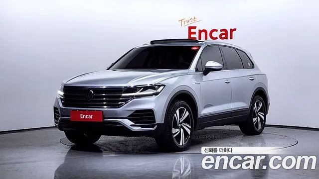 Volkswagen Touareg 3.0 TDI Premium 2021 года из Кореи