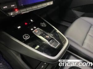 Audi Q4 e-TRON 40 Premium 2022 года из Южной Кореи