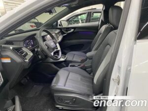 Audi Q4 e-TRON 40 Premium 2022 года из Южной Кореи