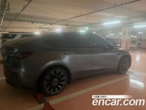 Tesla Model Y Performance 2021 года из Южной Кореи