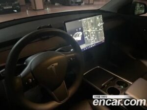 Tesla Model Y Performance 2021 года из Южной Кореи