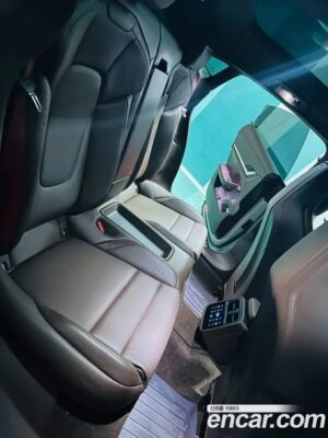 Porsche Taycan Turbo 2022 года из Южной Кореи