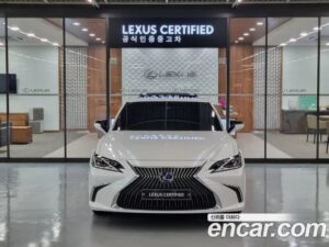Lexus ES Executive 2021 года из Южной Кореи