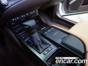 Lexus ES Executive 2021 года из Южной Кореи