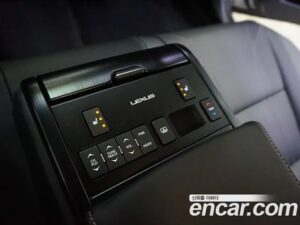 Lexus ES Luxury Plus 2022 года из Южной Кореи