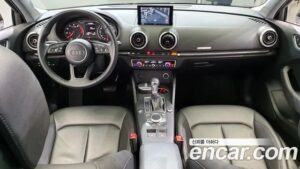 Audi A3 40 TFSI 2020 года из Южной Кореи