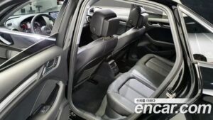 Audi A3 40 TFSI 2020 года из Южной Кореи