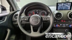 Audi A3 40 TFSI 2020 года из Южной Кореи