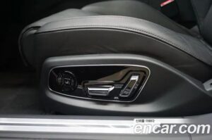 Audi A8 55 TFSI 4WD LWB 2021 года из Южной Кореи