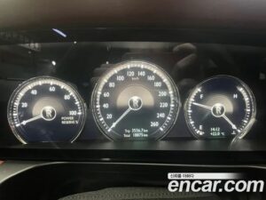 Rolls-Royce Ghost 6.7 V12 2021 года из Южной Кореи