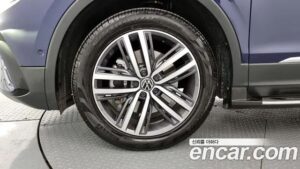 Volkswagen Tiguan 2.0 TSI Prestige 2023 года из Южной Кореи