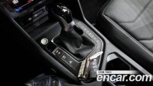 Volkswagen Tiguan 2.0 TSI Prestige 2023 года из Южной Кореи
