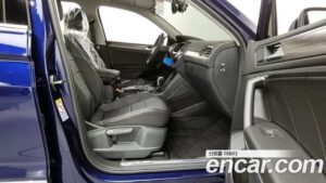 Volkswagen Tiguan 2.0 TSI Prestige 2023 года из Южной Кореи