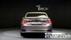 Lexus ES Executive 2022 года из Южной Кореи