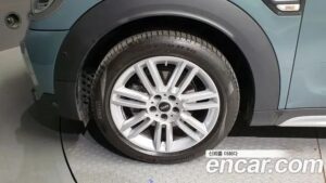 Mini Countryman CLASSIC Plus 2022 года из Южной Кореи