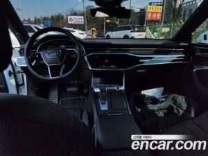 Audi A7 55 TFSI 4WD Premium 2021 года из Южной Кореи