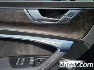 Audi A7 55 TFSI 4WD Premium 2021 года из Южной Кореи