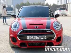 Mini Cooper Convertible JCW 2020 года из Южной Кореи