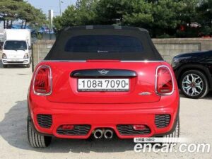 Mini Cooper Convertible JCW 2020 года из Южной Кореи