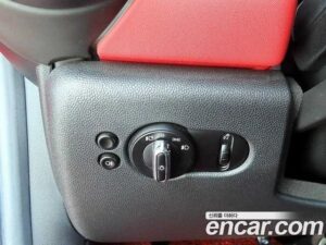 Mini Cooper Convertible JCW 2020 года из Южной Кореи