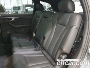 Audi Q7 45 TDI 4WD Premium 2022 года из Южной Кореи