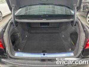 Audi A8 55 TFSI 4WD Premium LWB 2022 года из Южной Кореи