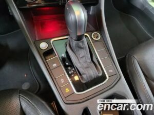 Volkswagen Jetta 1.4 TSI Prestige 2020 года из Южной Кореи