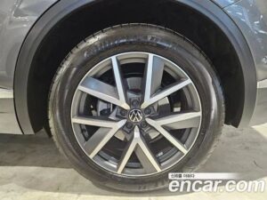 Volkswagen Touareg 3.0 TDI Prestige 2021 года из Южной Кореи