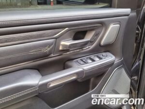 Dodge Ram Pick Up 5.7 2020 года из Южной Кореи