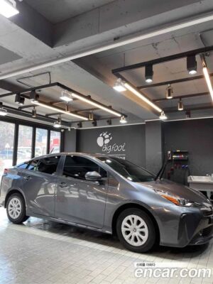 Toyota Prius 1.8 2022 года из Южной Кореи