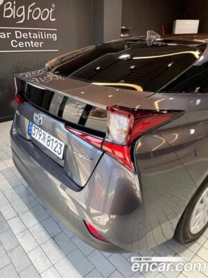 Toyota Prius 1.8 2022 года из Южной Кореи