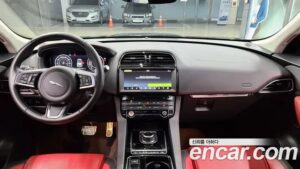 Jaguar F-PACE 20d Chequered Flag Edition 2020 года из Южной Кореи