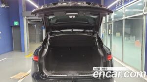 Jaguar F-PACE 20d Chequered Flag Edition 2020 года из Южной Кореи