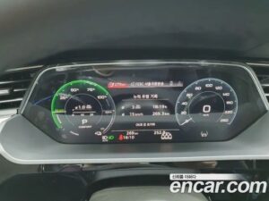 Audi e-tron 55 4WD Sportback 2022 года из Южной Кореи