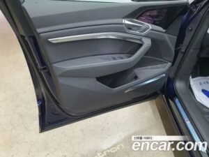 Audi e-tron 55 4WD Sportback 2022 года из Южной Кореи