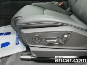 Audi e-tron 55 4WD Sportback 2022 года из Южной Кореи