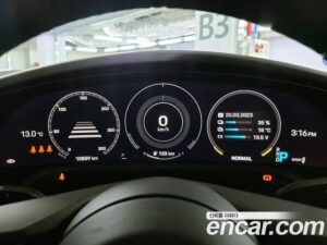 Porsche Taycan Turbo 2021 года из Южной Кореи