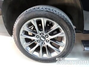 Cadillac Escalade 6.2 ESV 2020 года из Южной Кореи