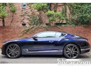 Bentley Continental 6.0 GT 2019 года из Южной Кореи